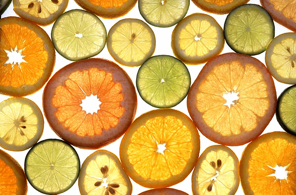 Citrus fruits — 비타민C 권장량은 100mg, 상한 2,000mg과 무엇이 다른가